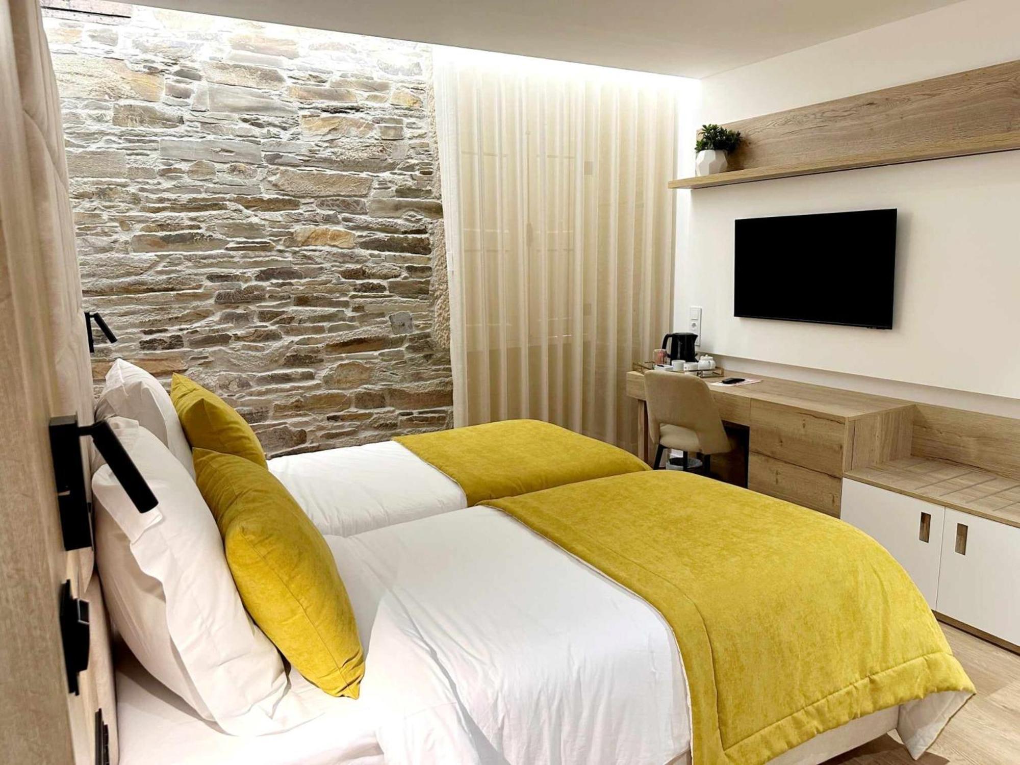 Coracao Do Tua Hotel Mirandela Exterior photo
